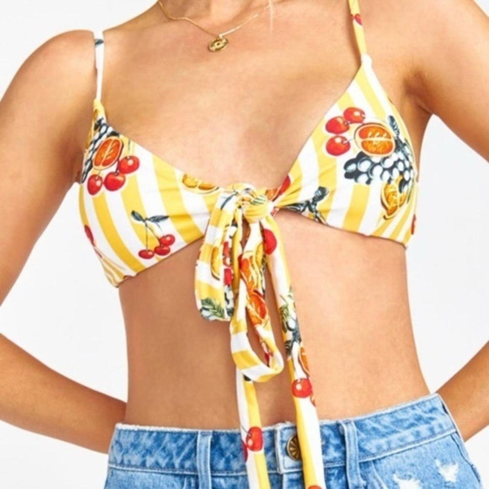 NWOT Show Me Your Mumu Triangle Bikini Top S Multicolor Fruit Print Wire-Free